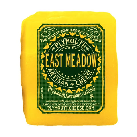 Cheese Raw Artisan Cheddar Farmer Fred's Favorite  8oz.